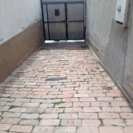 Lägenhet Start Pécs