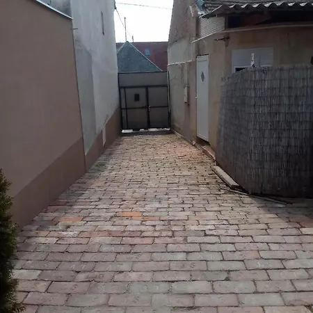 Start Lägenhet Pécs