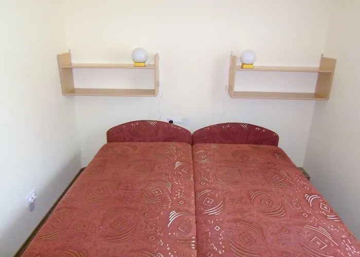 Apartment Start Pecs